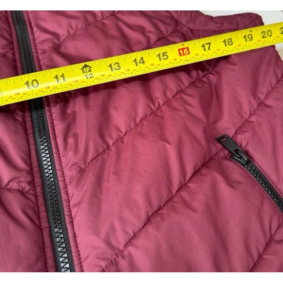 The North Face Womens size L Tamburello Quilted Vest Insulated Red Performance - Picture 9 of 10